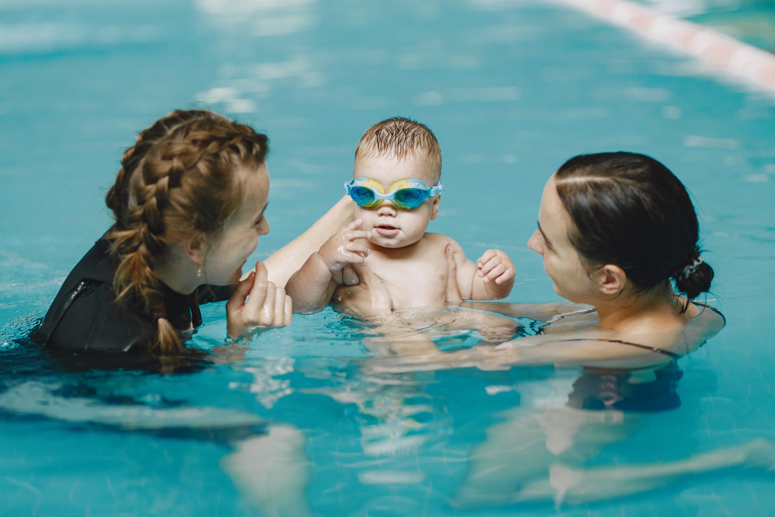 ACTIVIDADES ACUÁTICAS PARA BEBÉS