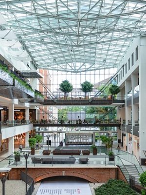 Diseño de interiores en espacios comerciales