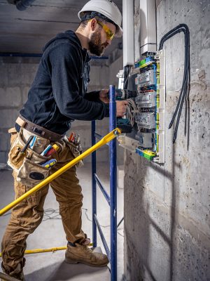 Curso Práctico: Electricista de Edificios y Viviendas
